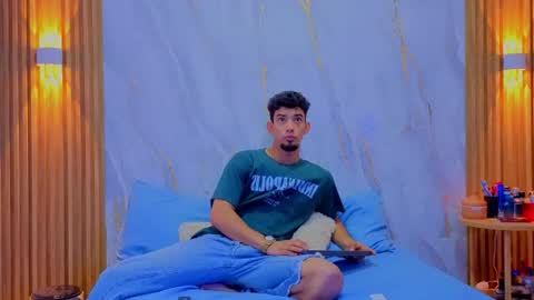 prince_arthur77 online show from June 9, 2026, 6:19 pm