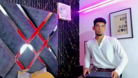 prince_arthur77 online show from June 11, 2026, 1:53 pm
