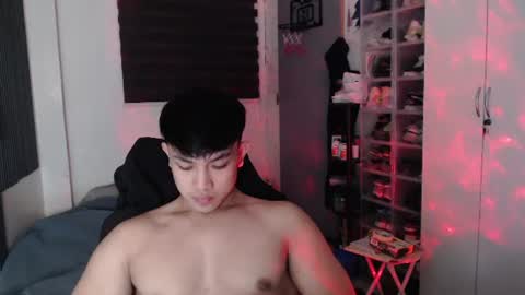 Snapshot of princeadrianx chatting on June 16, 2026, 5:48 pm Prince Adrian online show from June 16, 2026, 5:48 pm
