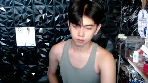 Snapshot of princecalix chatting on June 19, 2026, 3:27 pm princecalix online show from June 19, 2026, 3:27 pm