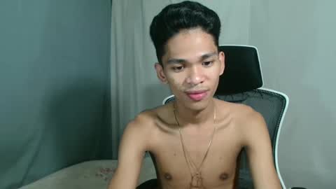 Snapshot of princeofcumxxx chatting on December 28, 2024, 8:58 am Mel online show from December 28, 2024, 8:58 am