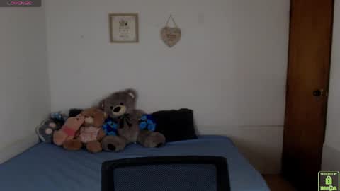 Snapshot of princess_an chatting on April 15, 2026, 7:54 pm An online show from April 15, 2026, 7:54 pm