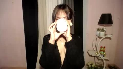 Snapshot of princess_luxe chatting on May 6, 2026, 7:13 am Cutie Princess online show from May 6, 2026, 7:13 am
