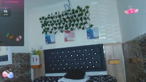 Snapshot of princess_martinez chatting on February 5, 2025, 6:37 pm Princess Martinez online show from February 5, 2025, 6:37 pm