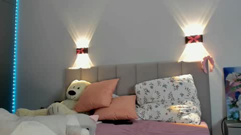 Princess Diana online show from January 4, 2025, 1:10 am