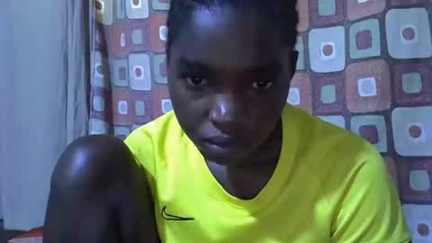 princess_scovia online show from November 13, 2025, 4:00 am