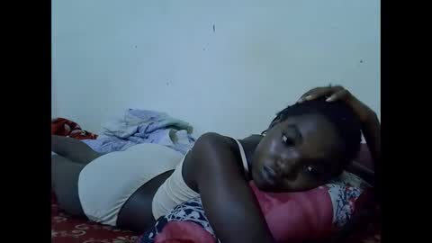 Snapshot of princess_scovia chatting on May 19, 2026, 6:31 am princess_scovia online show from May 19, 2026, 6:31 am