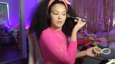 Amber online show from February 11, 2026, 9:42 pm