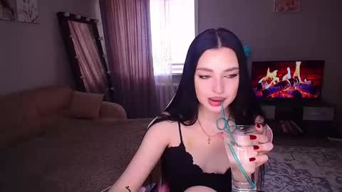 Snapshot of princessamira1 chatting on May 5, 2026, 9:28 am princessamira1 online show from May 5, 2026, 9:28 am