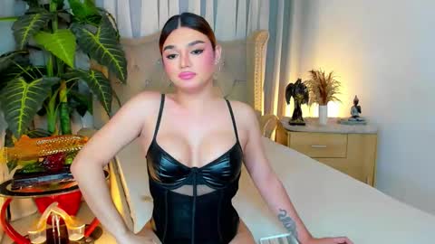 Snapshot of princesshugecumontop chatting on November 8, 2025, 11:54 am PrincessDONT FORGET TO FOLLOW ME online show from November 8, 2025, 11:54 am