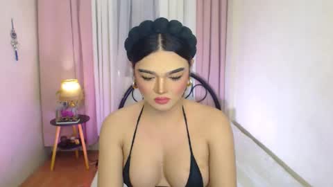 Snapshot of princesshugecumontop chatting on June 18, 2026, 9:14 am PrincessDONT FORGET TO FOLLOW ME online show from June 18, 2026, 9:14 am