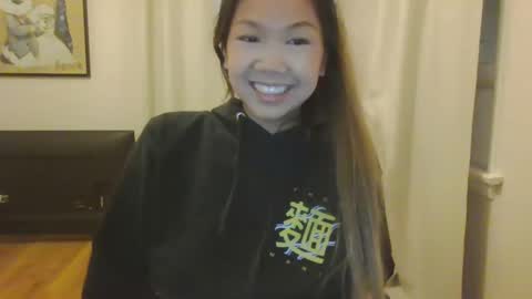 Snapshot of princesskimami chatting on January 13, 2025, 8:26 am princesskimami online show from January 13, 2025, 8:26 am