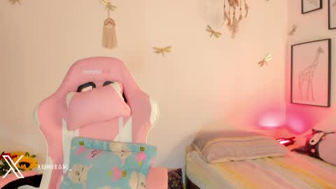 Snapshot of princessluna_14 chatting on May 29, 2026, 9:13 pm princessluna_14 online show from May 29, 2026, 9:13 pm