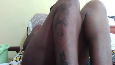 Snapshot of princessmiles2 chatting on February 9, 2025, 5:08 am phelly online show from February 9, 2025, 5:08 am