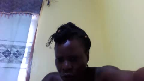 Snapshot of princessmiles2 chatting on June 20, 2026, 12:30 pm phelly online show from June 20, 2026, 12:30 pm