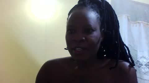Snapshot of princessmiles2 chatting on July 30, 2026, 8:41 pm phelly online show from July 30, 2026, 8:41 pm