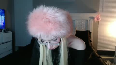 princessminxxy online show from February 19, 2025, 7:06 am