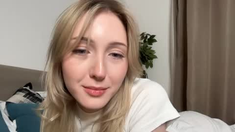 Snapshot of princessmood chatting on April 24, 2026, 5:15 pm Kate online show from April 24, 2026, 5:15 pm