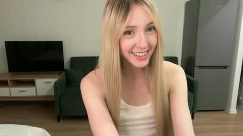 Snapshot of princessmood chatting on May 26, 2026, 4:58 pm Kate online show from May 26, 2026, 4:58 pm