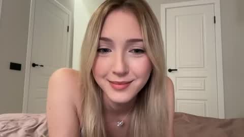 Snapshot of princessmood chatting on July 19, 2026, 4:11 pm Kate online show from July 19, 2026, 4:11 pm