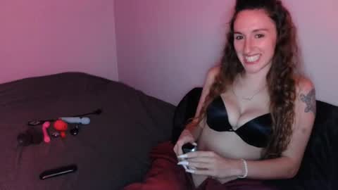 Snapshot of princesspeach304 chatting on August 3, 2026, 3:38 am Naomi online show from August 3, 2026, 3:38 am