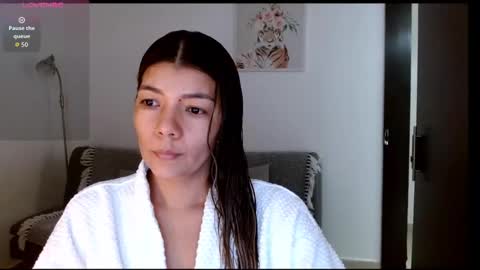 Marcela online show from March 23, 2026, 8:13 pm