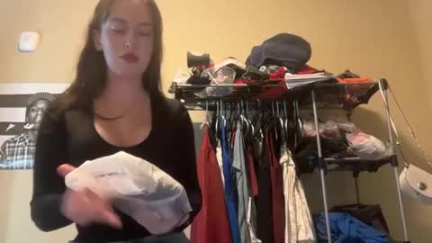 Prism online show from November 6, 2025, 8:43 pm