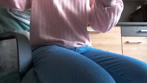 Snapshot of private_space chatting on May 21, 2026, 6:42 am Space online show from May 21, 2026, 6:42 am
