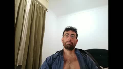 Snapshot of prof_sq36 chatting on July 1, 2026, 5:02 pm Martin online show from July 1, 2026, 5:02 pm