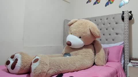 Profana Red online show from January 21, 2025, 4:16 pm