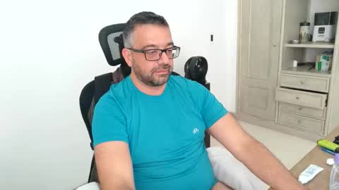 Professional manBD online show from October 25, 2025, 6:35 pm