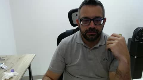 Professional manBD online show from November 4, 2025, 3:05 am