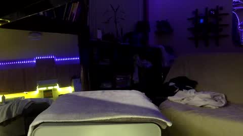 Snapshot of profnwear chatting on January 21, 2025, 1:32 pm ProfNUWear online show from January 21, 2025, 1:32 pm