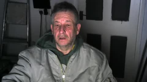 Snapshot of projectorepson chatting on January 17, 2025, 6:02 pm projectorepson online show from January 17, 2025, 6:02 pm