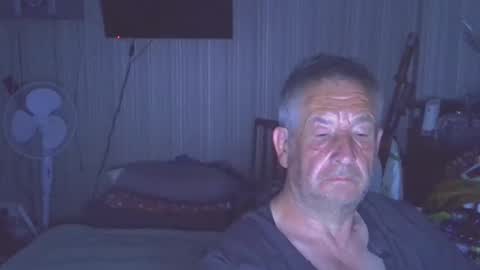 Snapshot of projectorepson chatting on June 1, 2026, 7:04 pm projectorepson online show from June 1, 2026, 7:04 pm