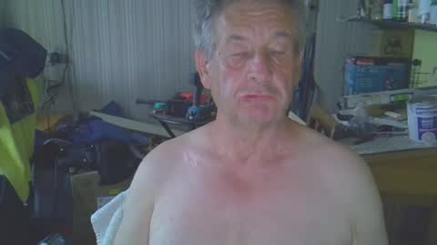 Snapshot of projectorepson chatting on July 17, 2026, 6:57 pm projectorepson online show from July 17, 2026, 6:57 pm