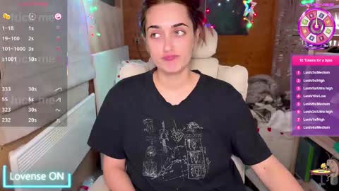 Queen of Pain online show from February 24, 2025, 9:52 pm