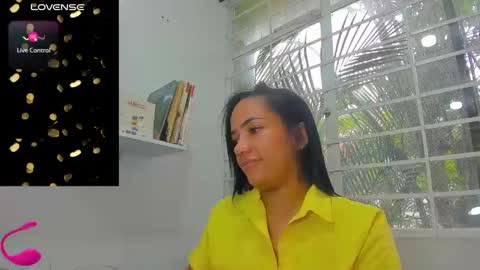 psique_naughty2 online show from March 5, 2025, 4:35 pm