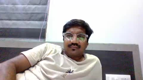 Snapshot of ptl1711 chatting on May 31, 2026, 6:20 pm ptl1711 online show from May 31, 2026, 6:20 pm