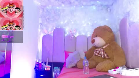 Snapshot of puca_eboony chatting on September 25, 2025, 8:56 pm pucca online show from September 25, 2025, 8:56 pm