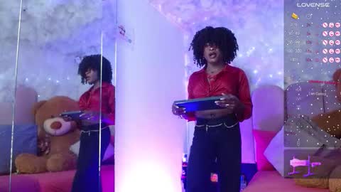 Snapshot of puca_eboony chatting on November 10, 2025, 9:03 pm pucca online show from November 10, 2025, 9:03 pm