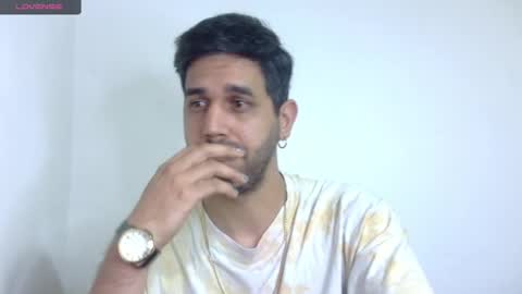 Snapshot of puch16 chatting on January 19, 2025, 11:21 pm Diego online show from January 19, 2025, 11:21 pm