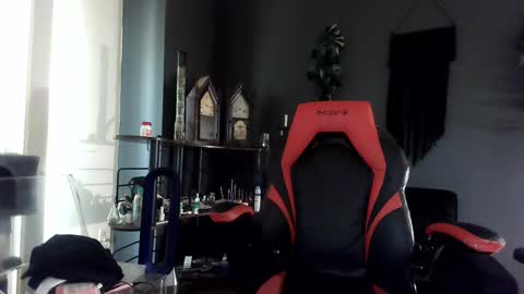 Snapshot of puddinforlife chatting on September 23, 2025, 1:36 pm Krystle online show from September 23, 2025, 1:36 pm