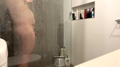 Snapshot of puffiest chatting on January 3, 2025, 10:51 pm puffiest online show from January 3, 2025, 10:51 pm