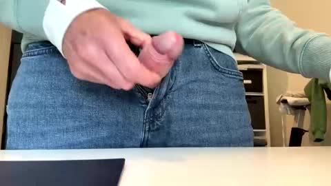 Snapshot of puffiest chatting on October 21, 2025, 1:50 am puffiest online show from October 21, 2025, 1:50 am