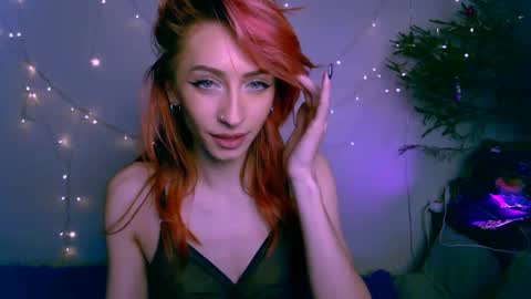 Snapshot of pufpufog chatting on January 4, 2025, 12:27 pm EsteticHouse online show from January 4, 2025, 12:27 pm