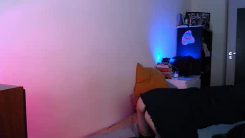 Snapshot of pufpufog chatting on September 17, 2025, 3:46 pm EsteticHouse online show from September 17, 2025, 3:46 pm