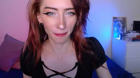 Snapshot of pufpufog chatting on October 7, 2025, 2:36 pm EsteticHouse online show from October 7, 2025, 2:36 pm