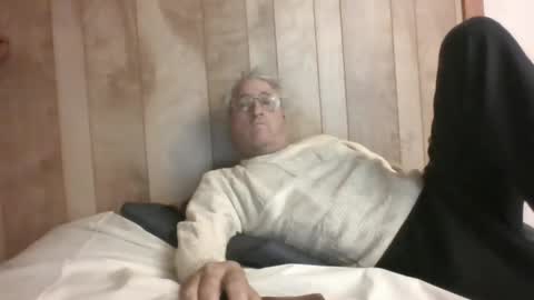 Snapshot of pumpkinpatchman chatting on January 1, 2025, 3:14 pm Pumpkinpatchman online show from January 1, 2025, 3:14 pm