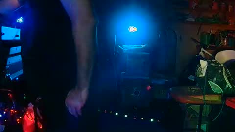 Snapshot of punkrunr083 chatting on June 8, 2026, 9:20 am punkrunr083 online show from June 8, 2026, 9:20 am